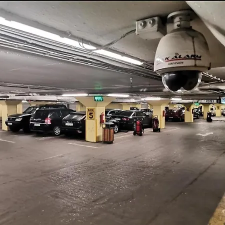 Calla 5 - Main Square, In The Shopping Center - Parking Slot With Security And Video * Skopje
