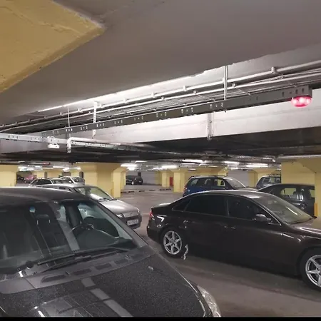 Calla 5 - Main Square, In The Shopping Center - Parking Slot With Security And Video Apartment *