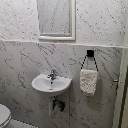 Calla 5 - Main Square, In The Shopping Center - Parking Slot With Security And Video Apartment *