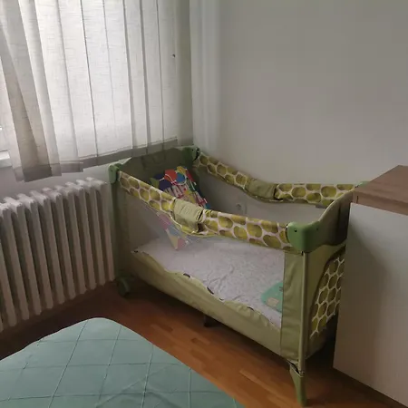 Calla 5 - Main Square, In The Shopping Center - Parking Slot With Security And Video Скопье