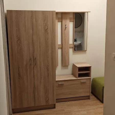 Apartment Calla 5 - Main Square, In The Shopping Center - Parking Slot With Security And Video Skopje