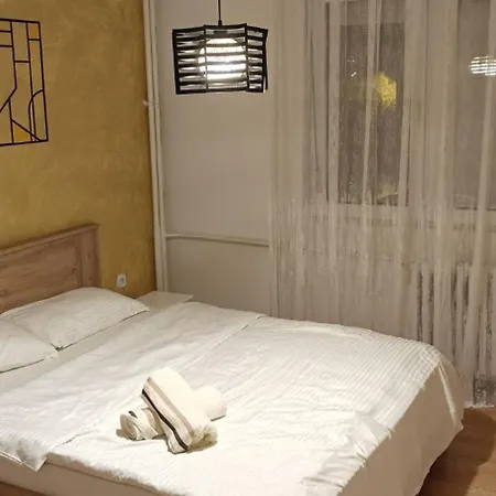 Calla 5 - Main Square, In The Shopping Center - Parking Slot With Security And Video *