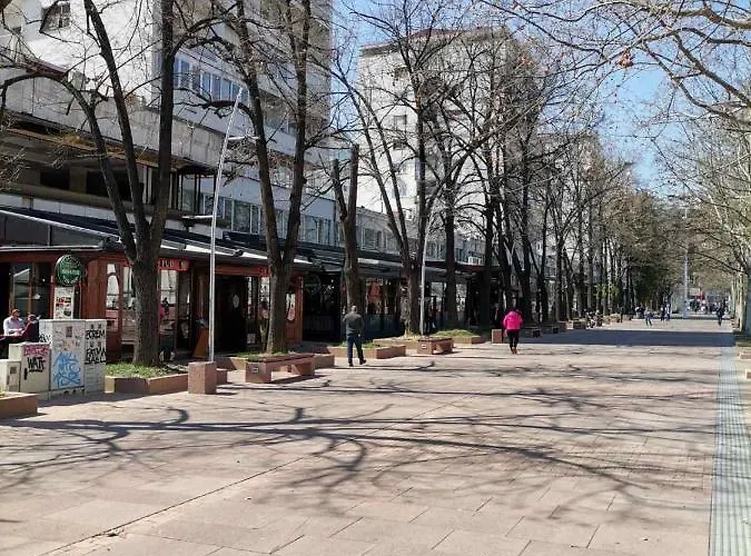 Calla 5 Apartment: Square Living With Secure Parking Apartment *