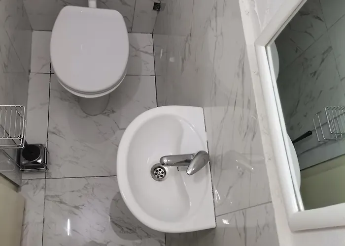 Calla 5 Apartment: Square Living With Secure Parking Apartment Skopje