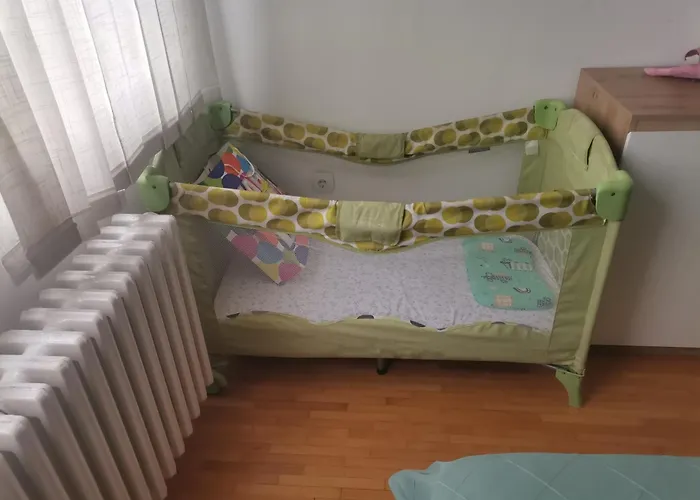 Apartment Calla 5 Apartment: Square Living With Secure Parking *