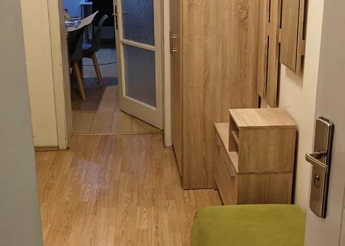 Calla 5 Apartment: Square Living With Secure Parking Apartment Skopje